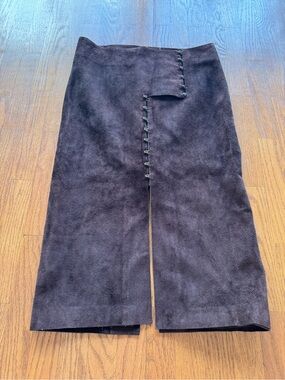 Women's Chocolate Brown Gucci Suede Skirt - size 40
